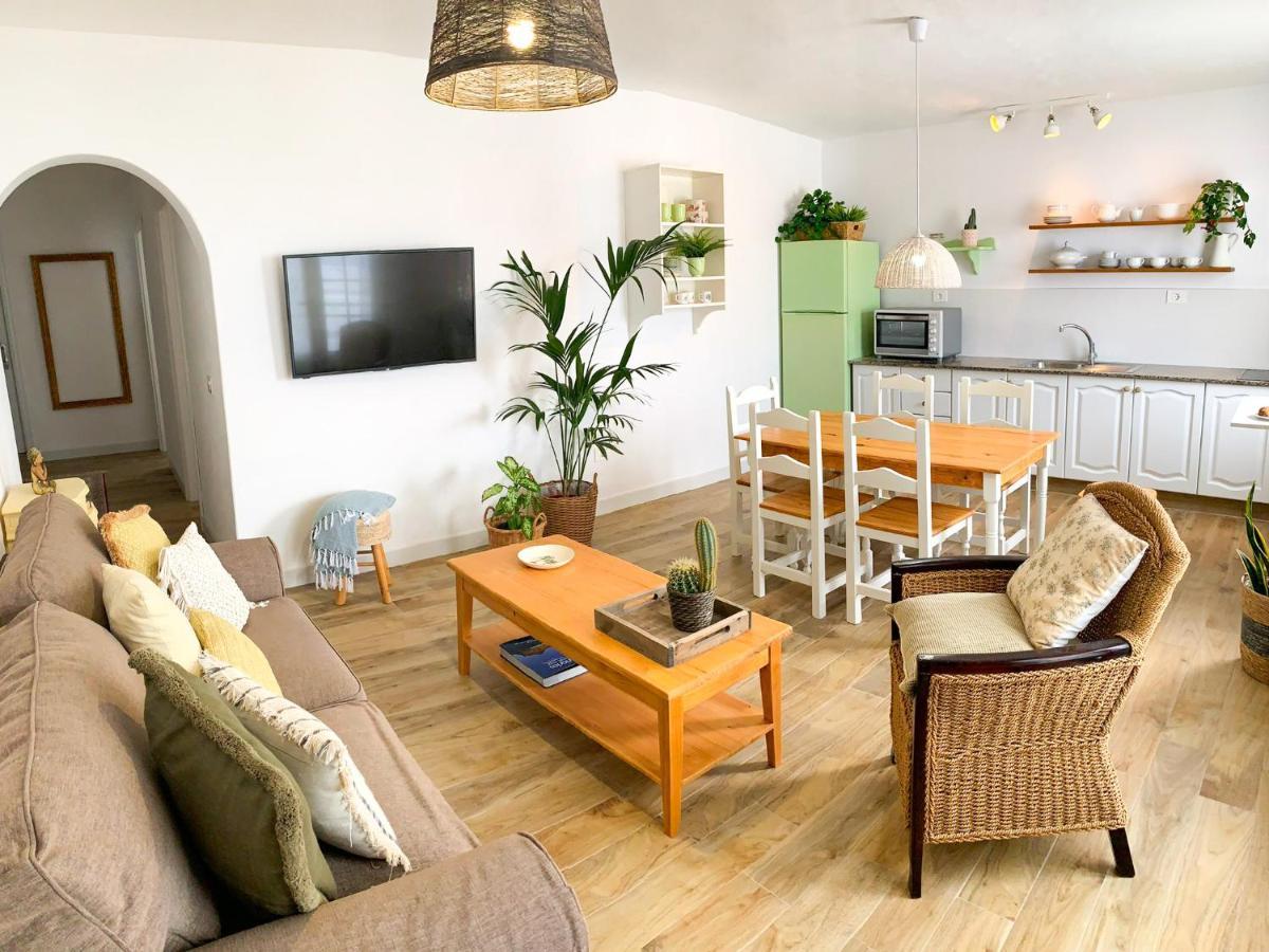 Bahia La Santa Apartments Lanzarote Exteriör bild